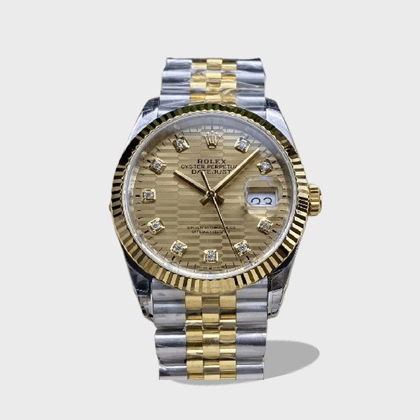 데이저스트 샴페인 다이얼 /VS 126233/36mm /3235무브,166g, 두께 11.8mm