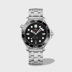 씨마스터 300 블랙 /VS 210.30.42.20.01.001/42mm /VS 자체 제작 8800 올인원 무브먼트
