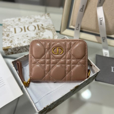 DiorCaro 지퍼 카드 홀더 I love it