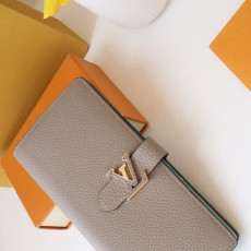 루이비통 LV 버티컬 월릿 M81367