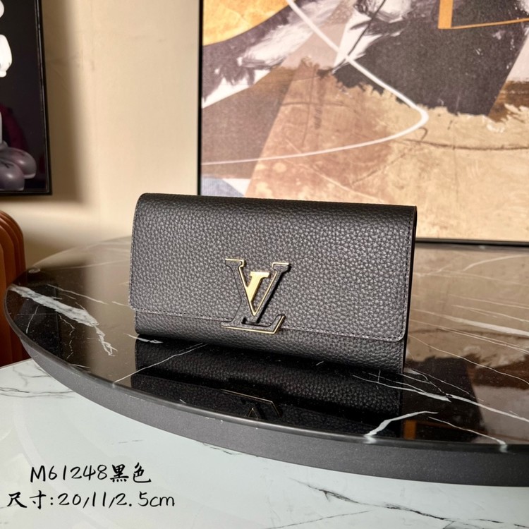 루이비통 카퓌신 월릿 토뤼옹 M61248