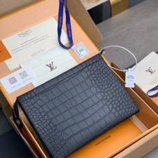 루이비통 포쉐트 보야주 M81556