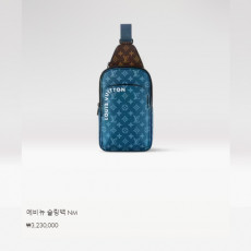 에비뉴 슬링백 NM M23782