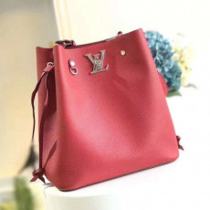 송아지 가죽 락미 버킷 M54677