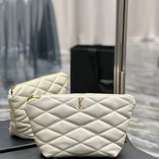 입생로랑 생로랑파리 세이드 모노그램 파우치 클러치백 /26x19x11cm