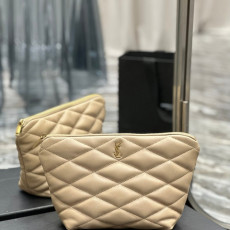 입생로랑 생로랑파리 세이드 모노그램 파우치 클러치백 /26x19x11cm