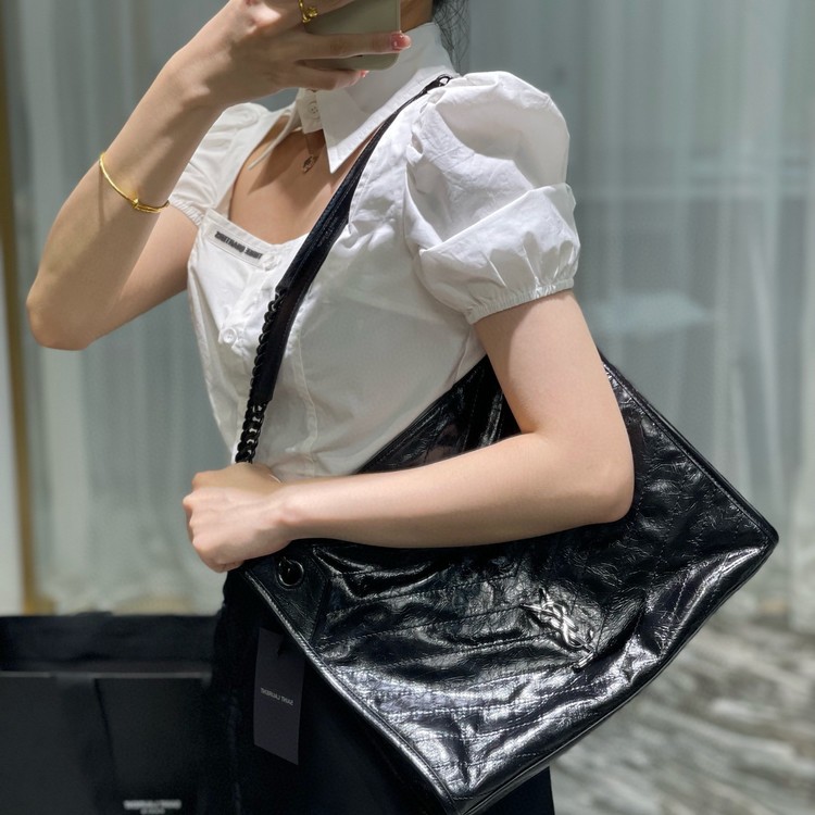 입생로랑 니키 쇼핑백 577999 /33x27x11.5cm