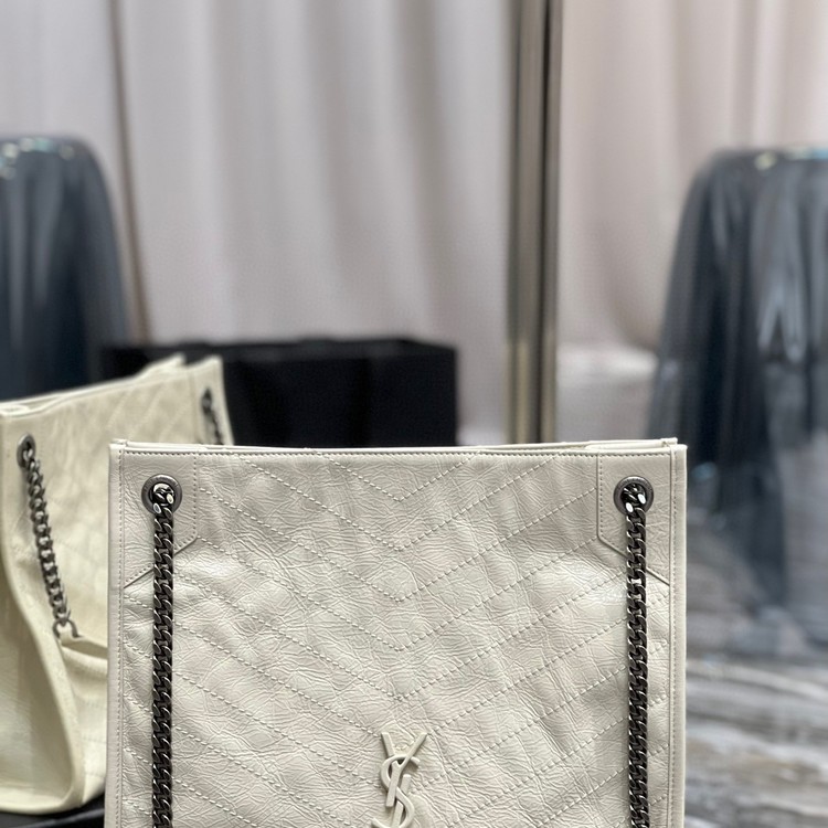입생로랑 니키 쇼핑백 577999 /33x27x11.5cm