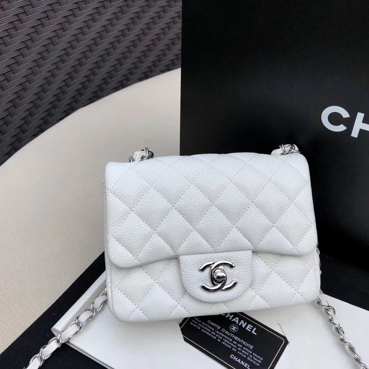 캐비어 클래식 미니 플랩백 쁘띠삭 1115 / 17x13x7