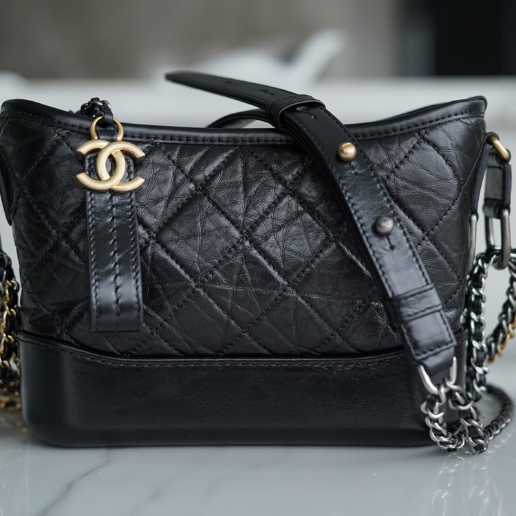 샤넬 빈티지 카프스킨 가브리엘 스몰 호보 백 / 15x20x8