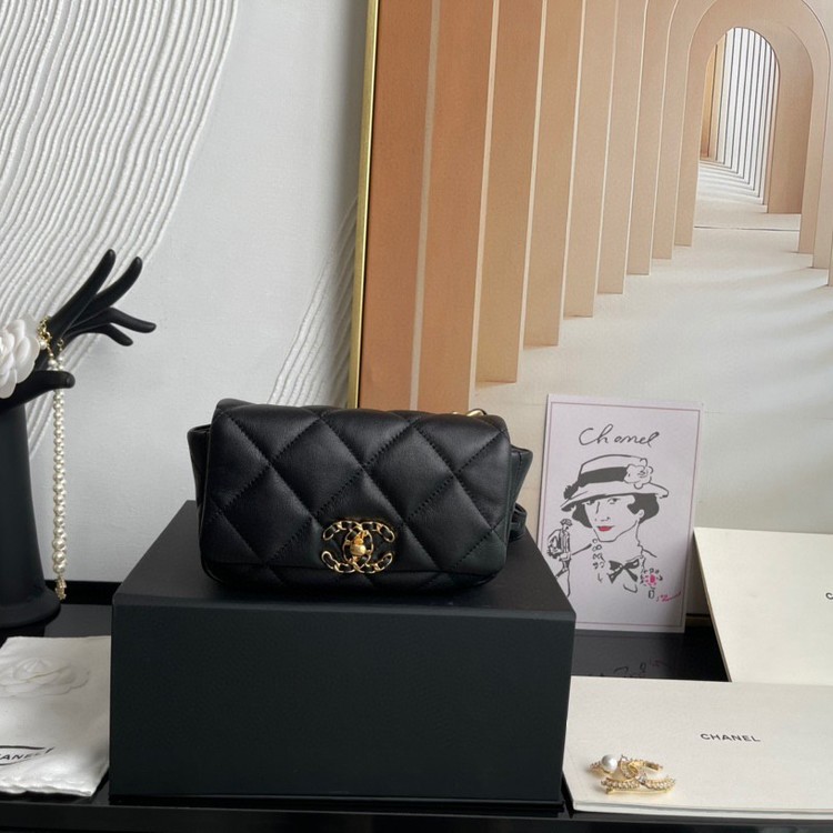 샤넬 19 벨트백 / 20cm