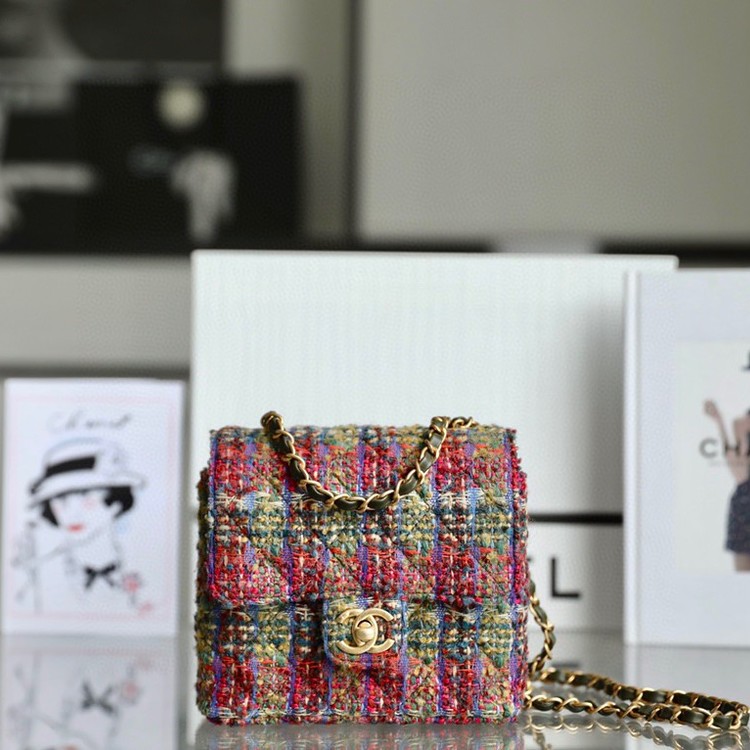 샤넬 미니 플랩백 / 17x14.5x7.5cm