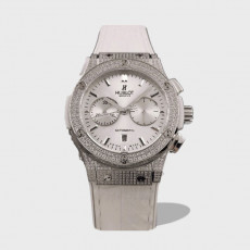 클래식 퓨전 크로노그래프 티타늄 화이트 다이얼 가죽 스트랩 / HB 521.NX.1170.LR.1704 / 45mm / Hub 7750 무브먼트