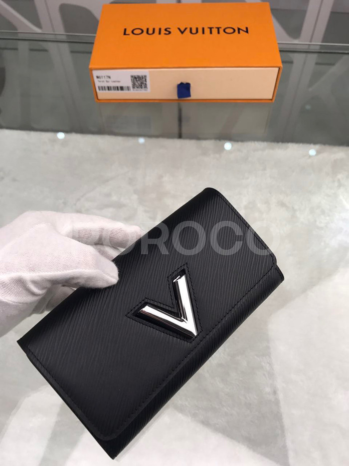 4cb490c998aee.jpg