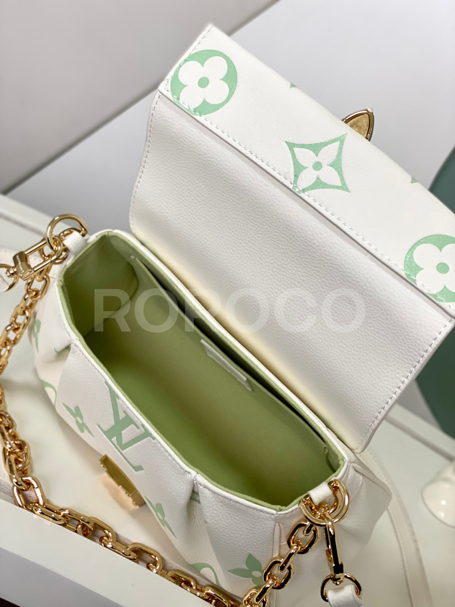 7cb087ab824f7.jpg