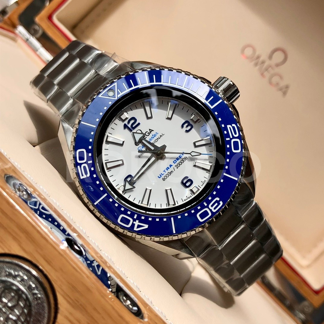 989fbb373e0bb.jpg