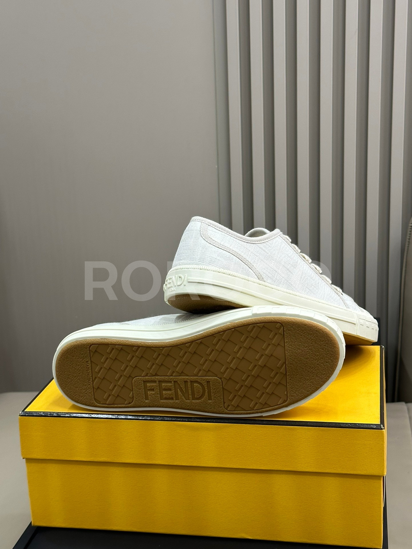 be95b4146bd1a.jpg