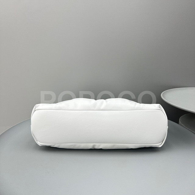 c96ec5f8855bd.jpg