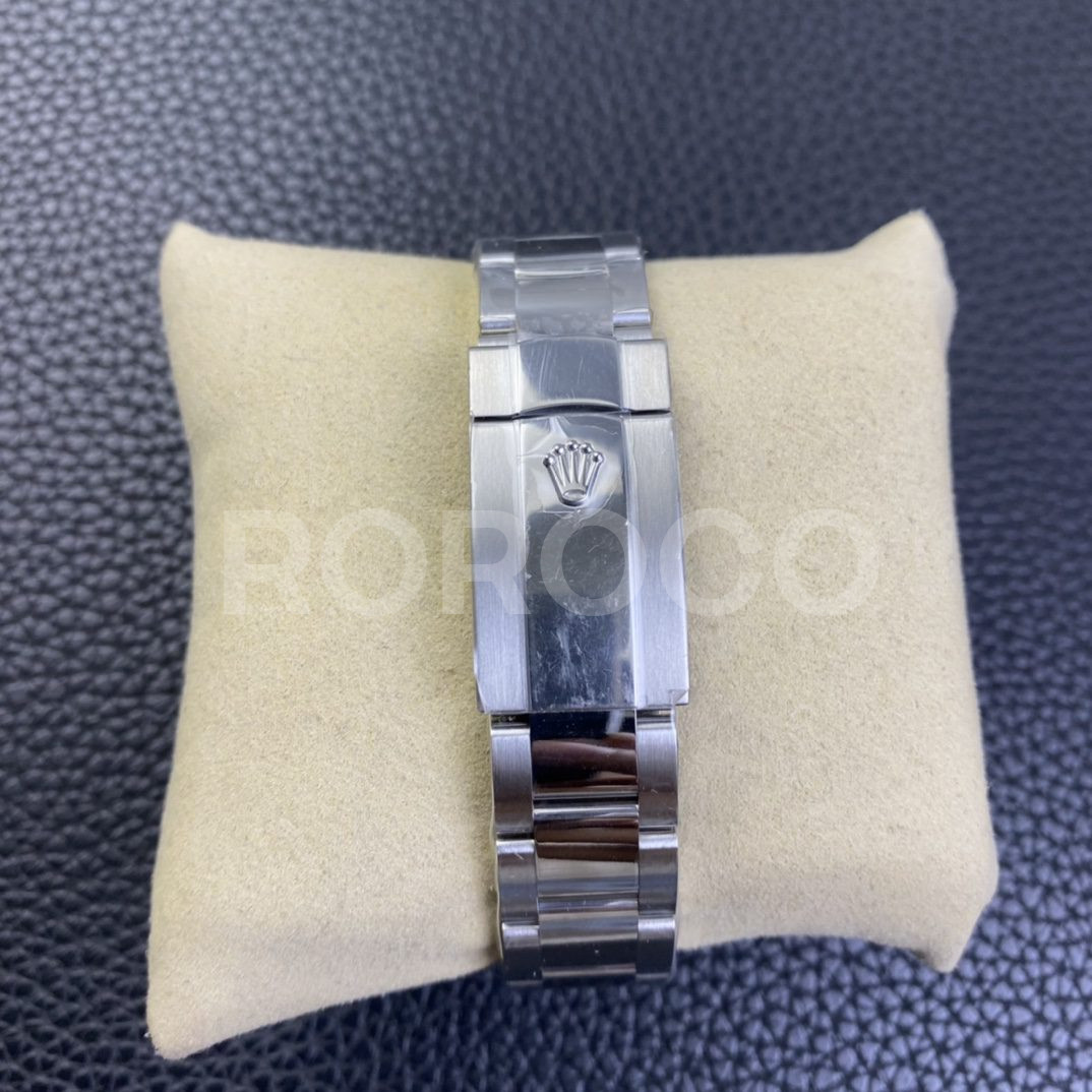 caf00fb10db53.jpg
