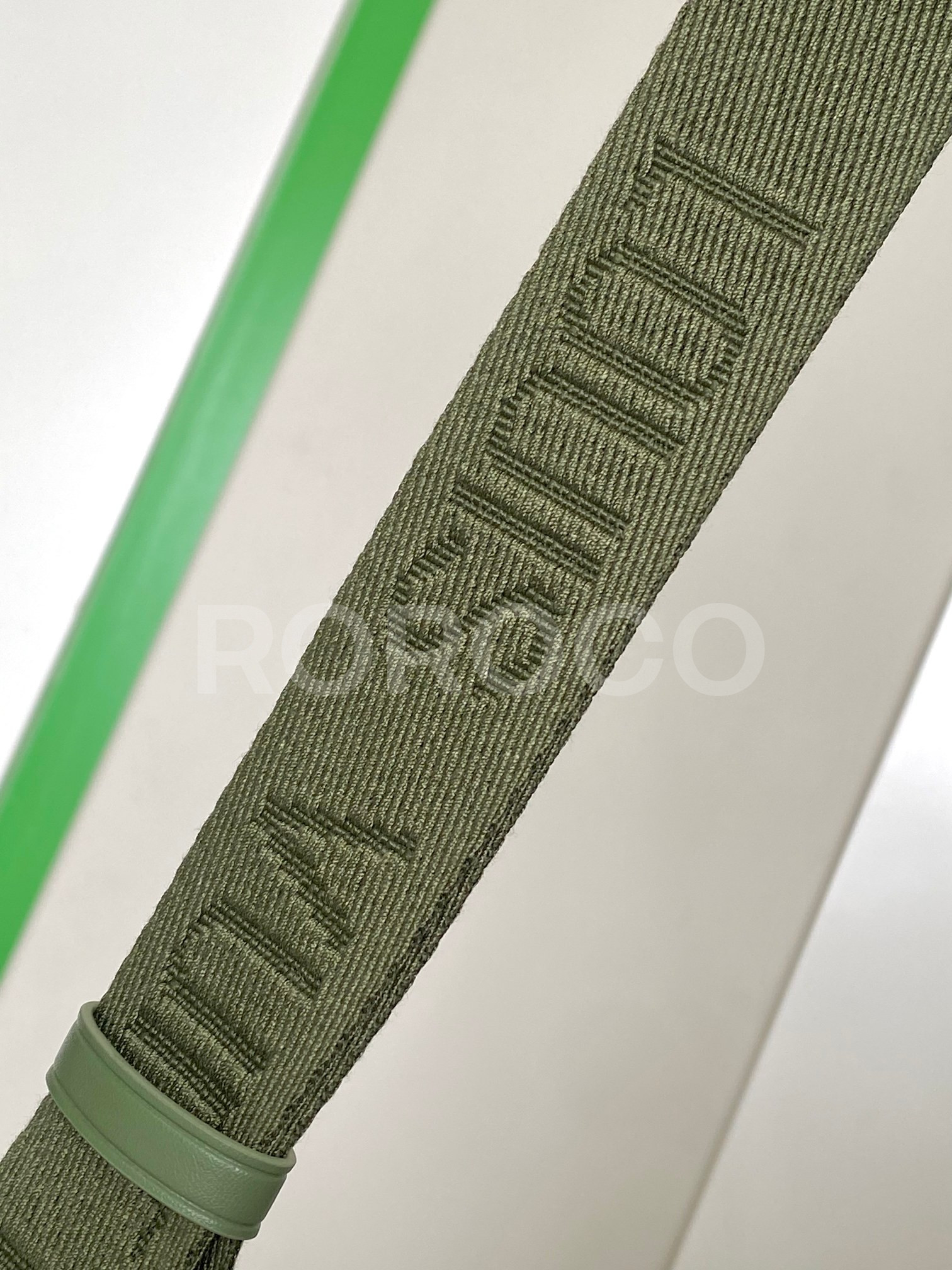 e2c9777118db4.jpg