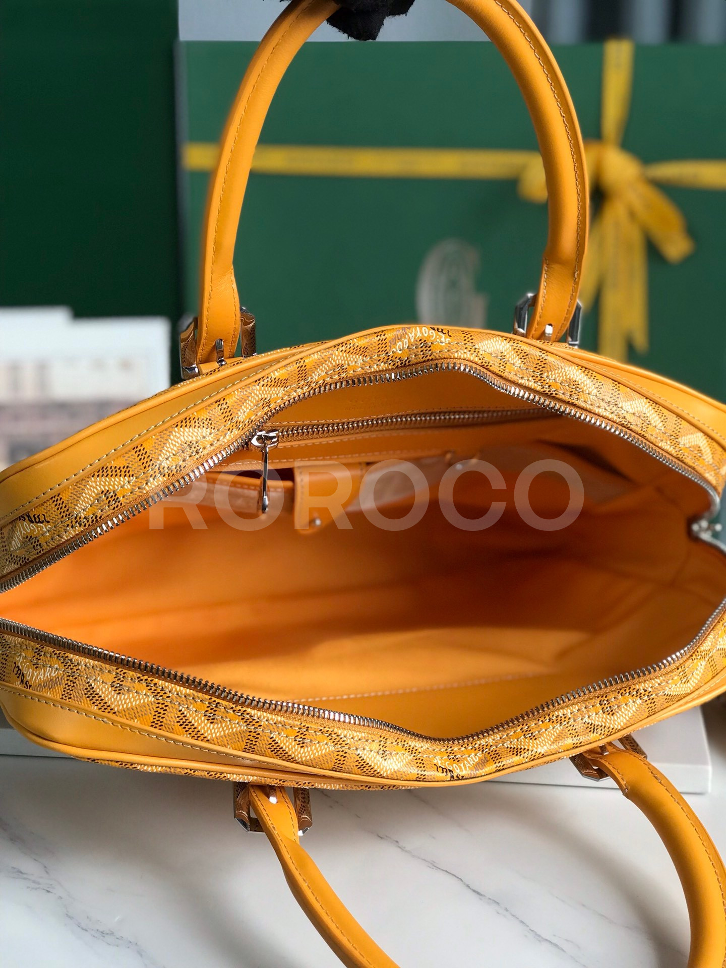 f66d3b3718100.jpg