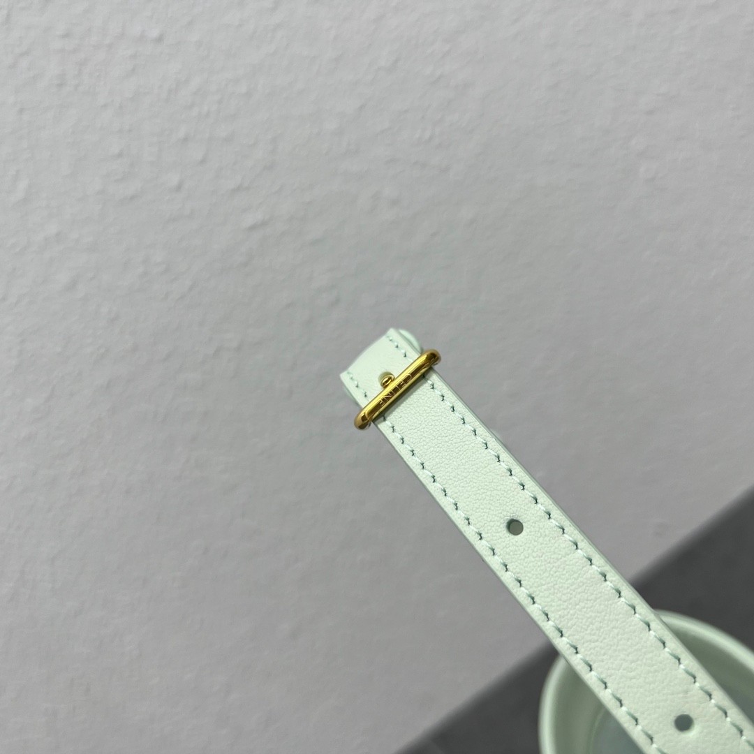 13cb2bf515a0b.jpg