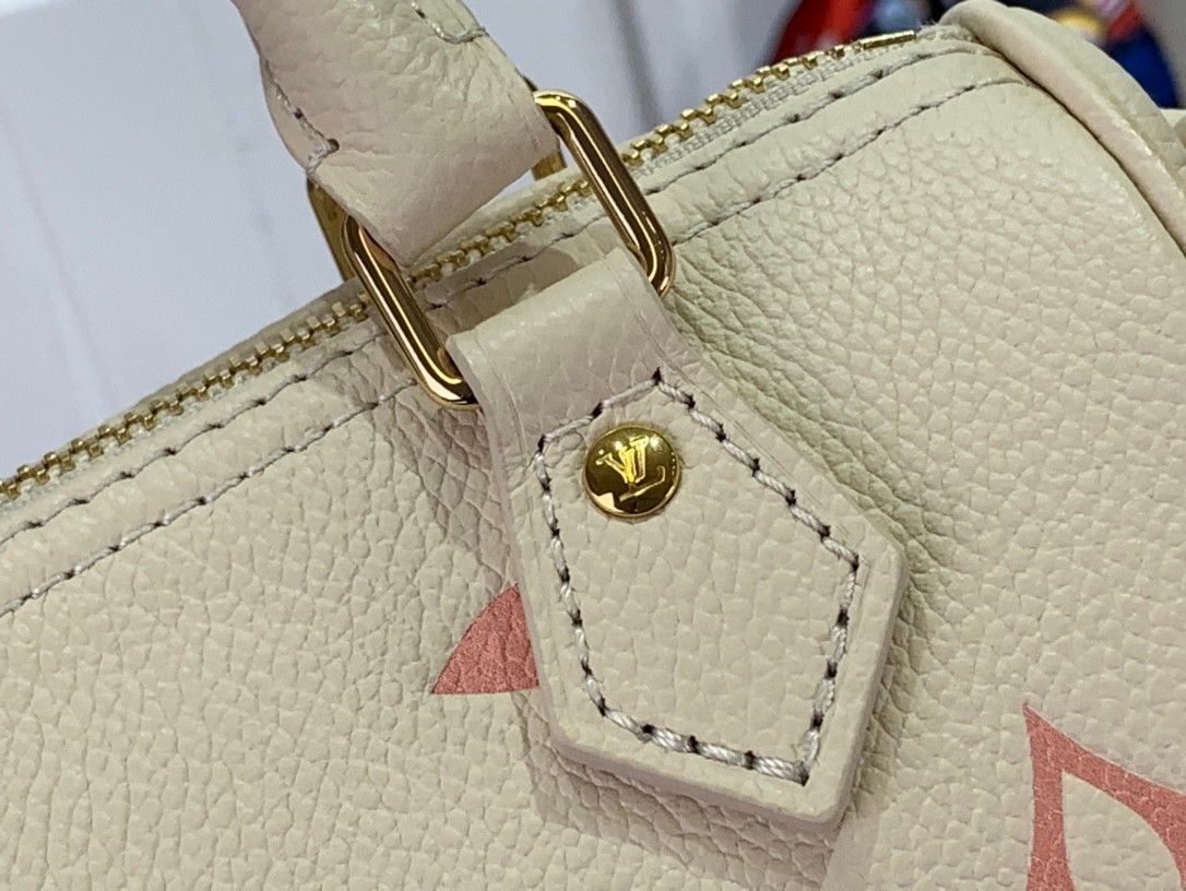 16043073d5768.jpg
