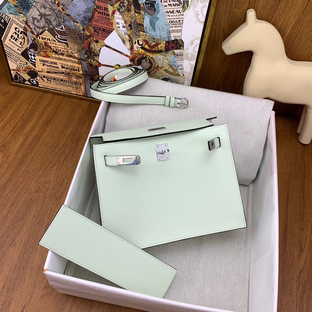 22019649107a1.jpg