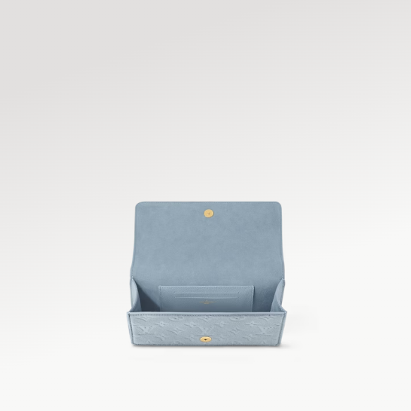 245540b26b07a.png