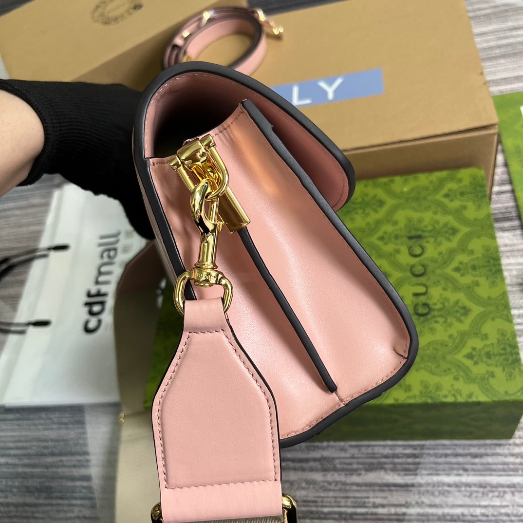 795cce3d82d18.jpg