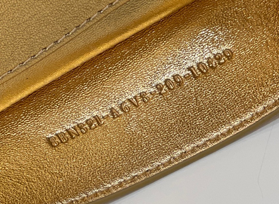 a12915e720c15.jpg