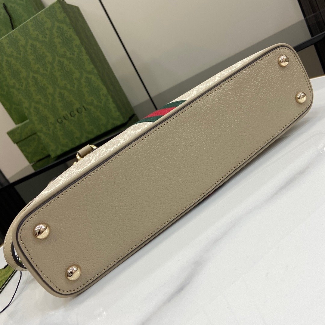 a81be142c9913.jpg