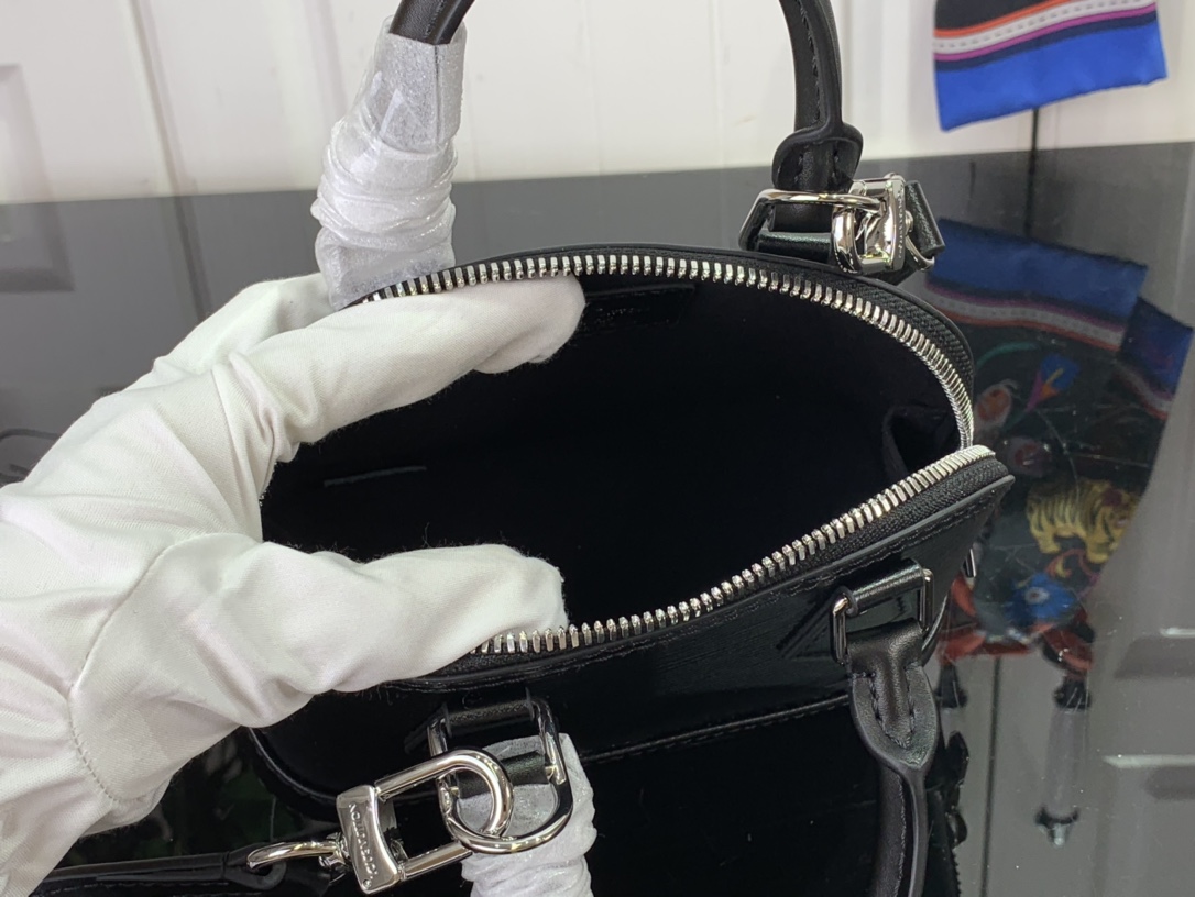a9dc1220b32ef.jpg