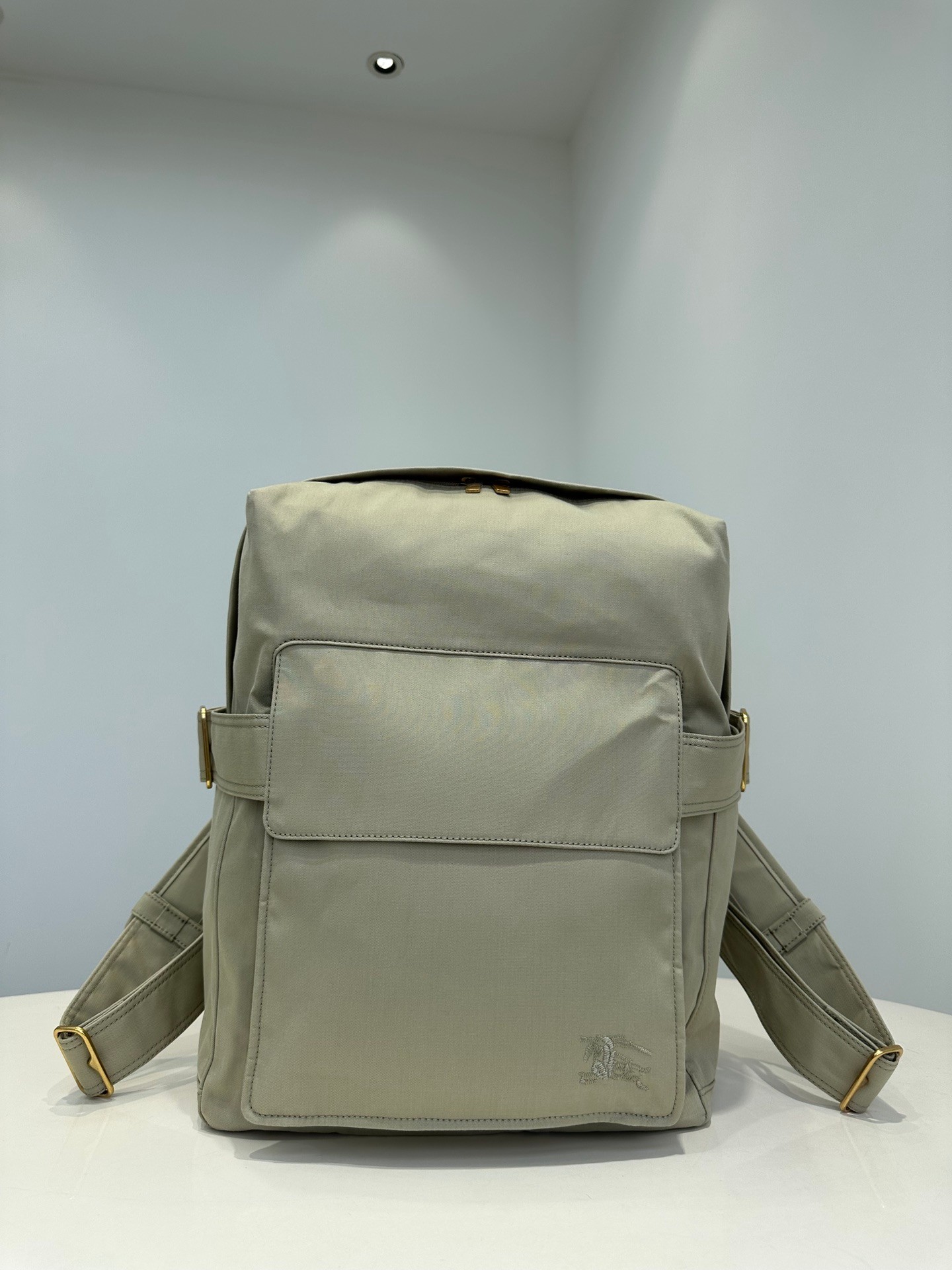 ad361120200d3.jpg