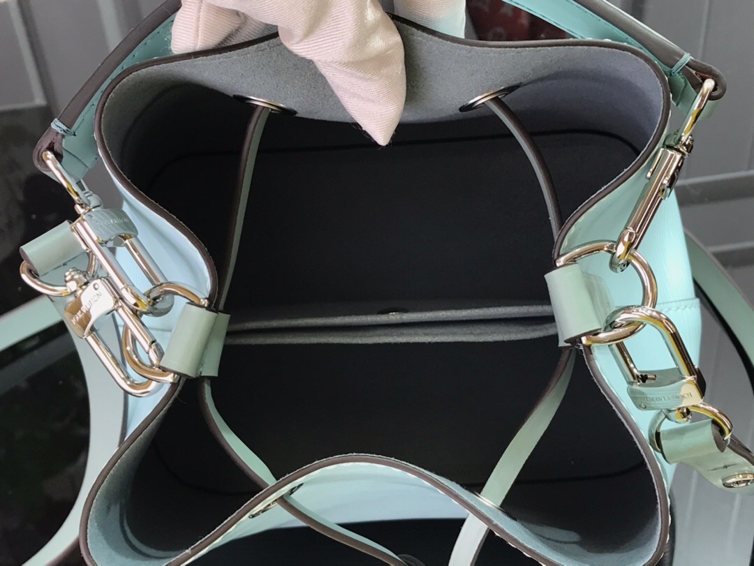 d29db58be8c55.jpg