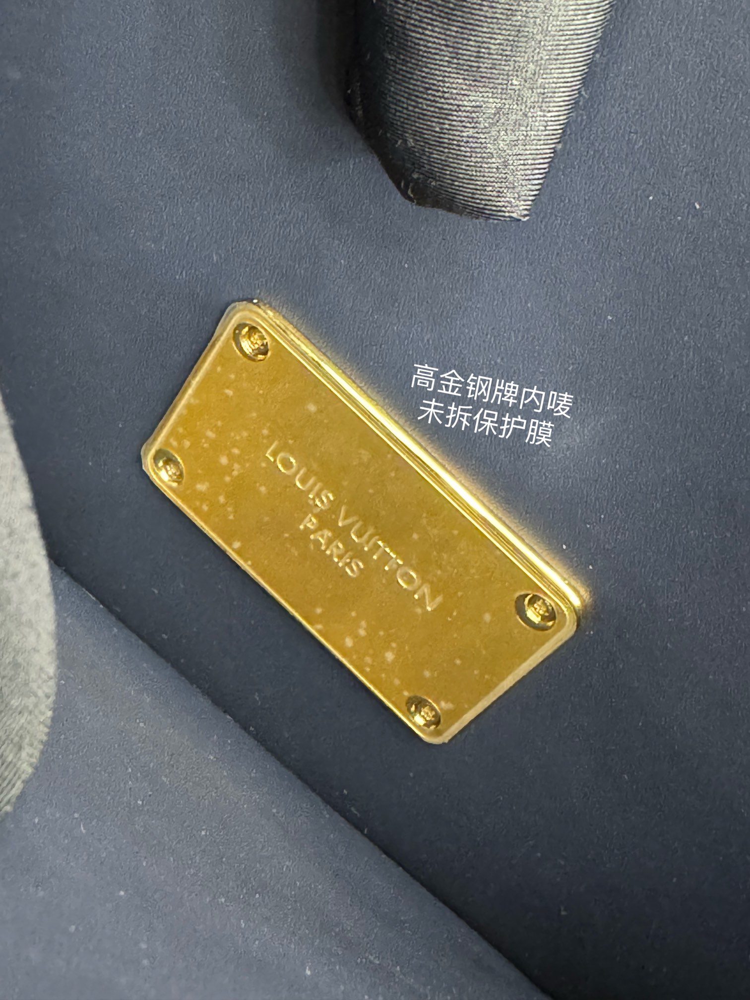eda8f7e190e46.jpg
