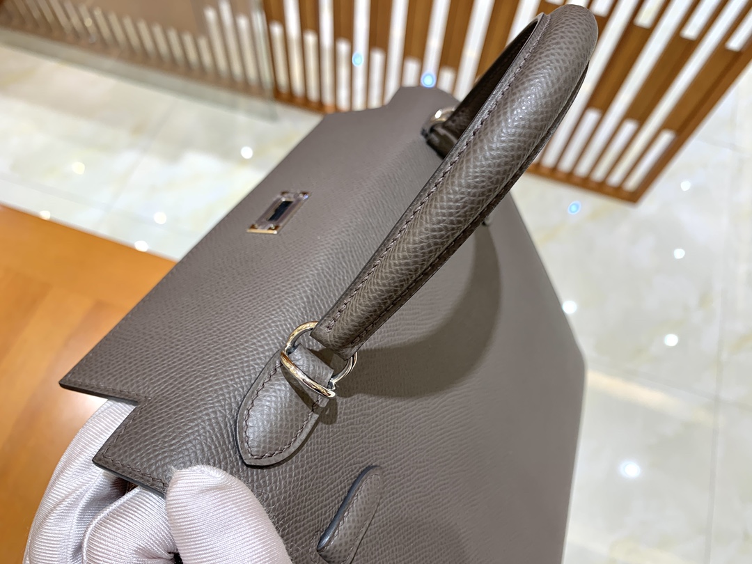 f85e4a4997e18.jpg