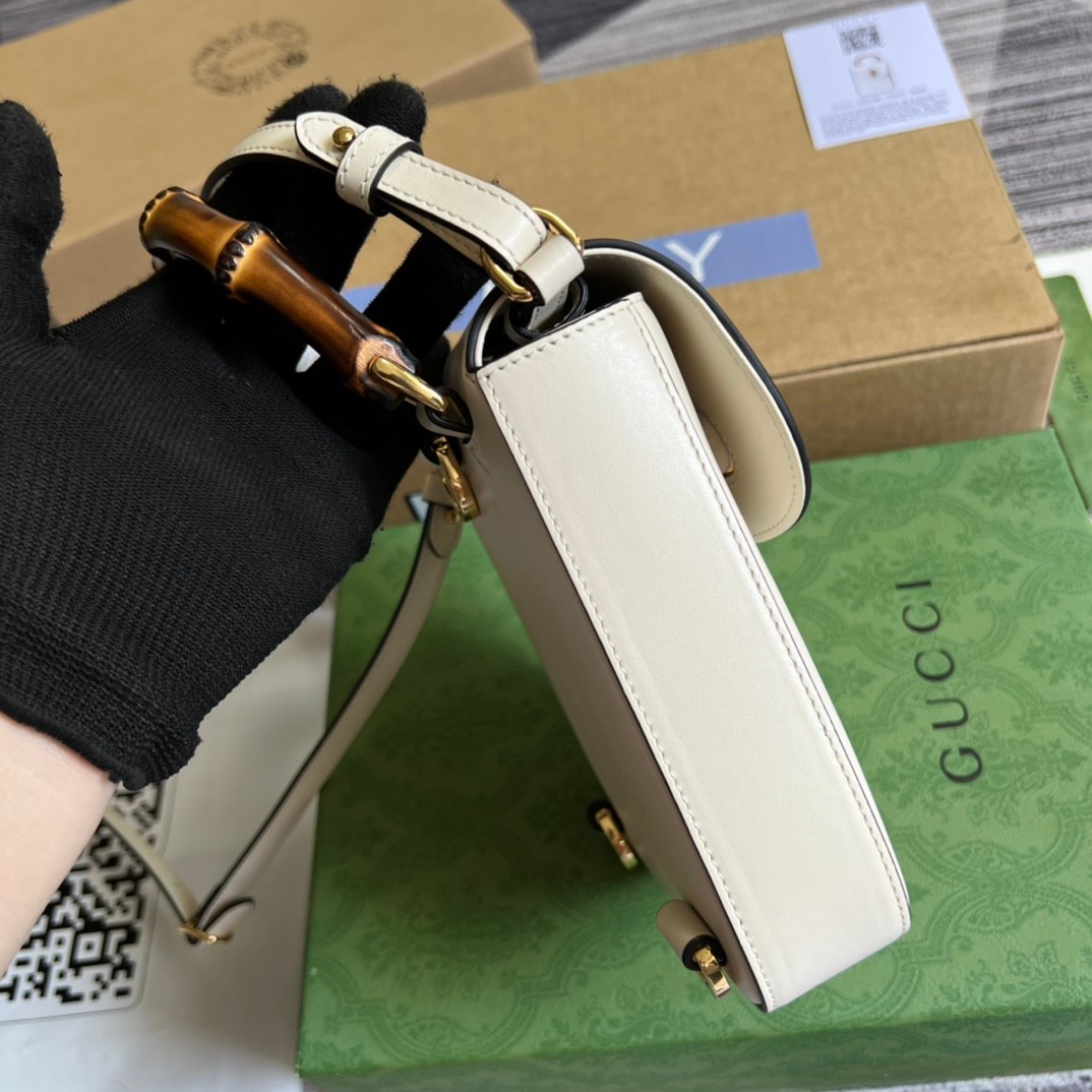 f8a67823f5454.jpg